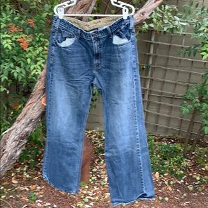 Men’s Levi Strauss Blue Jeans 36x32